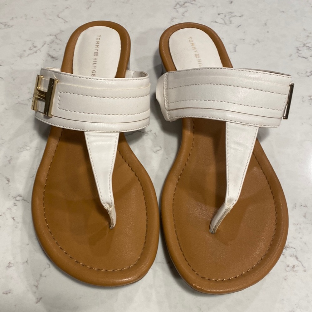 NEW Tommy Hilfiger sandals